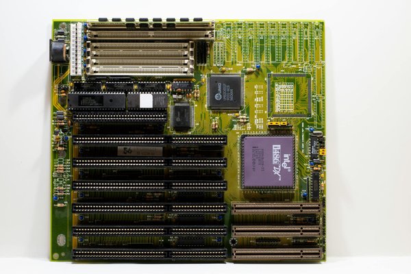 Revolutionizing UK Public Transport: How AI Boosts Efficiency and Service Quality