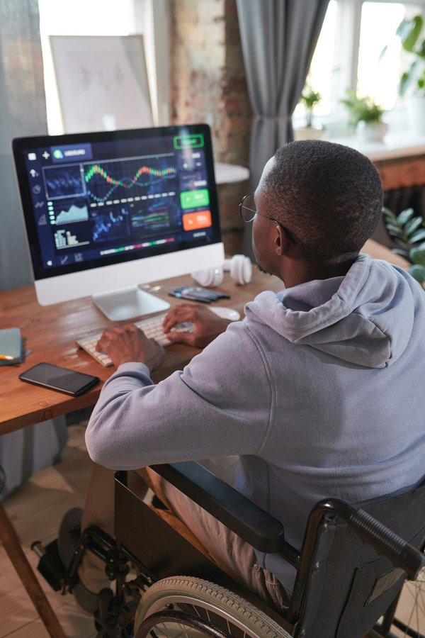 Effortlessly extract product data with ai web scraping